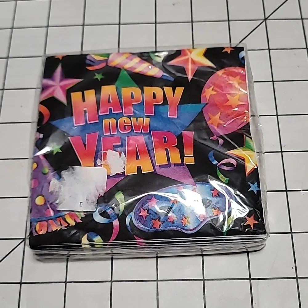 Happy New Year, Paper Beverage Napkins 60390 by Trend Setters 30 CT. NIP